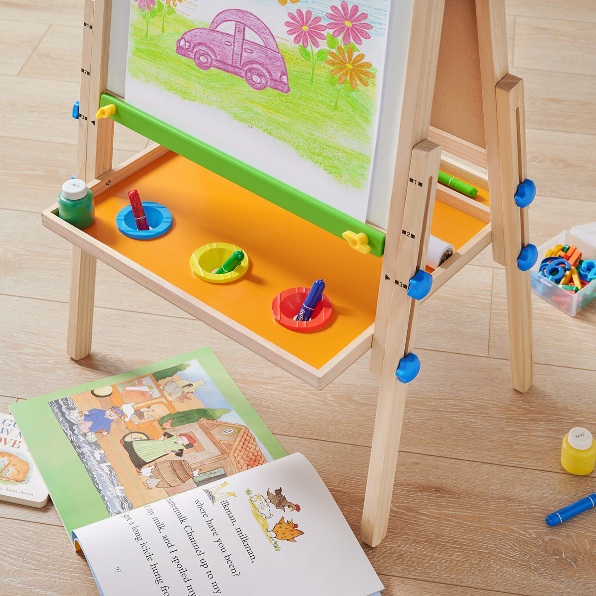 Tiny Land® 3-in-1 Art Easel & Paper Roll Set